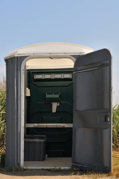 Best Affordable portable toilet rental  in Brewton, AL